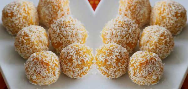 Doce sem açúcar: Bolinhas Tropicais Clean de Coco e Manga | EAMR