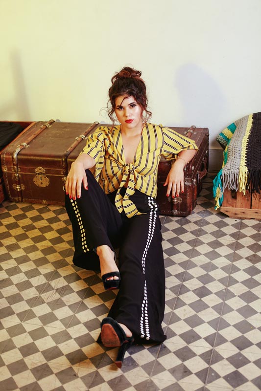 Entrevista: Cantora Iasmin lança seu primeiro single autoral: "Fazer o Quê?" - Estilo ao Meu Redor